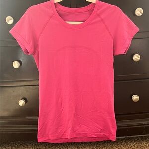 Women's Pink Short Sleeve Top